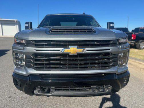 2024 Chevrolet Silverado 2500 Custom