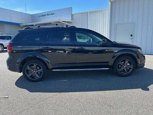 2020 Dodge Journey Crossroad