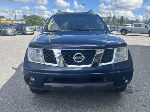2007 Nissan Frontier LE Crew Cab