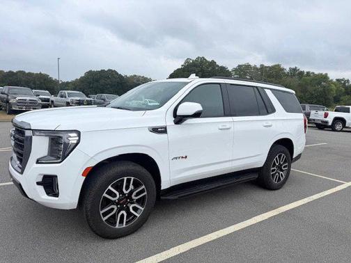 2023 GMC Yukon 4WD AT4