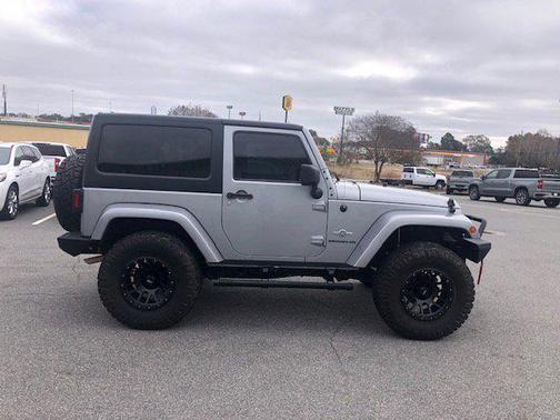 Billet Silver Metallic Clearcoat 2015 Jeep Wrangler Freedom Edition