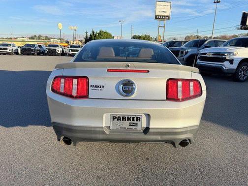 2011 Ford Mustang GT Premium