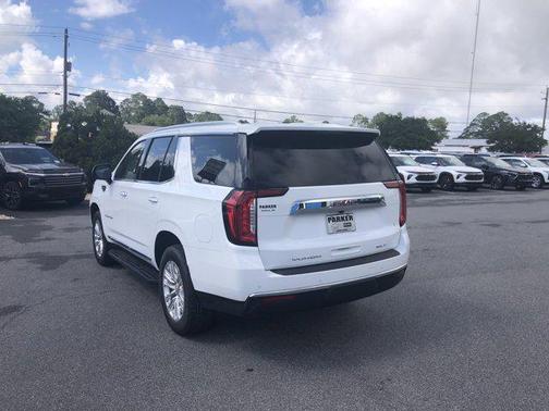 2022 GMC Yukon SLT
