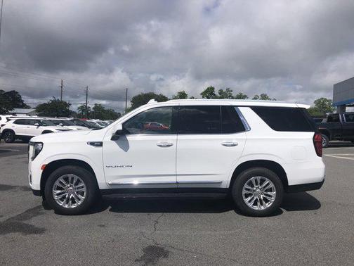 2022 GMC Yukon SLT