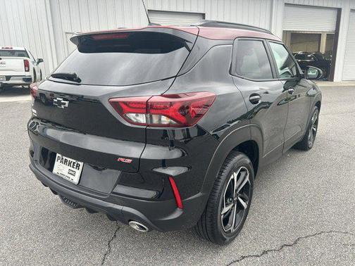 Mosaic Black Metallic 2022 Chevrolet Trailblazer RS