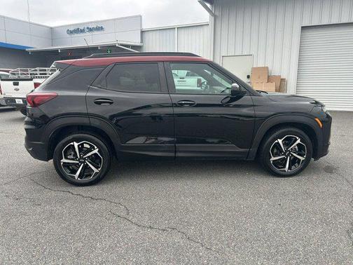 Mosaic Black Metallic 2022 Chevrolet Trailblazer RS