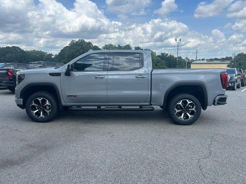 Thunderstorm Gray 2025 GMC Sierra 1500 AT4
