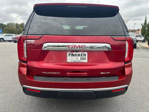 2021 GMC Yukon SLT