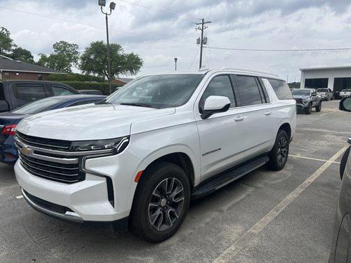 2021 Chevrolet Suburban LT