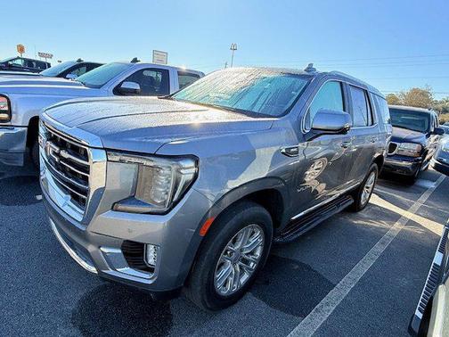 2021 GMC Yukon SLT