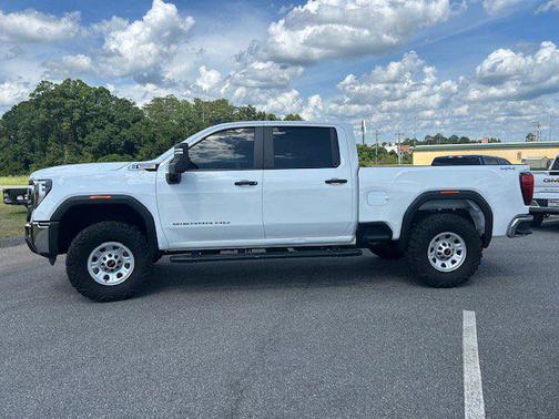 2025 GMC Sierra 2500 Base
