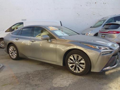 2021 Toyota Mirai Base