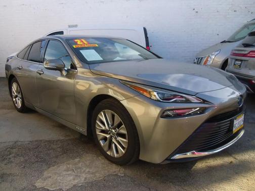2021 Toyota Mirai Base