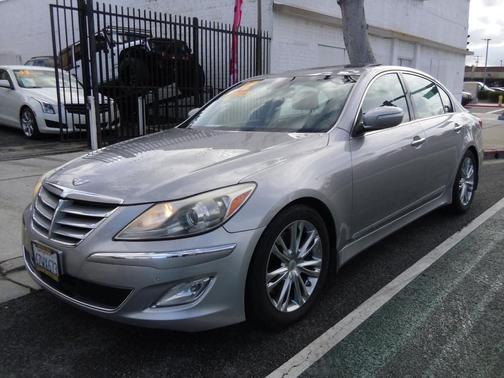 2012 Hyundai Genesis 5.0