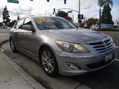 2012 Hyundai Genesis 5.0