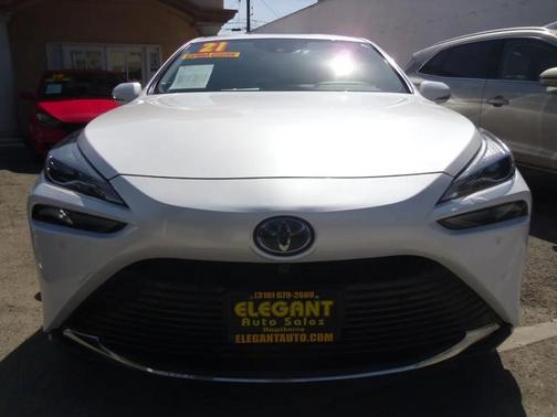 Pearl White 2021 Toyota Mirai Base