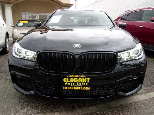2018 BMW 740 740i Sedan