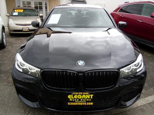 2018 BMW 740 740i Sedan