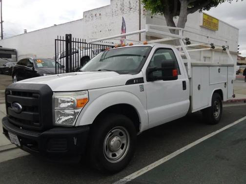 Oxford White 2016 Ford F-350 XL