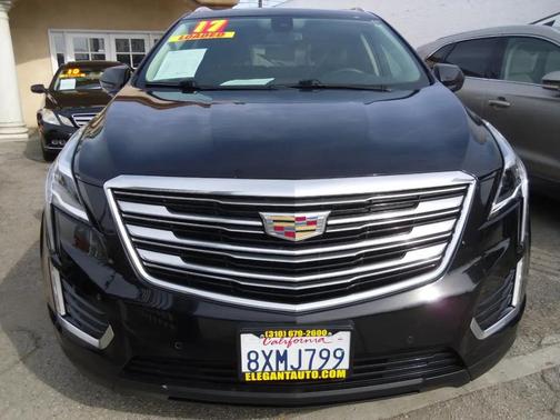 Stellar Black Metallic 2017 Cadillac XT5 Luxury