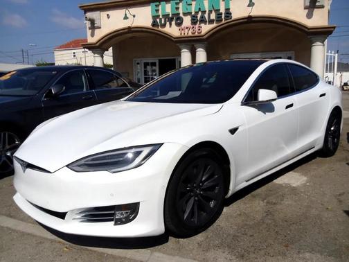 2016 Tesla Model S 90D