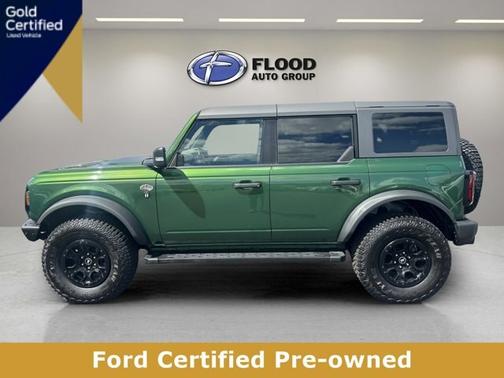 ERUPTION GREEN METALLIC 2024 Ford Bronco WILDTRAK