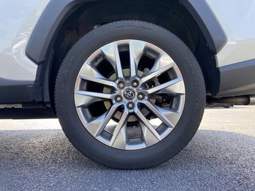 2021 Toyota RAV4 XLE PREMIUM