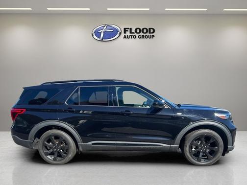 AGATE BLACK METALLIC 2023 Ford Explorer ST-LINE