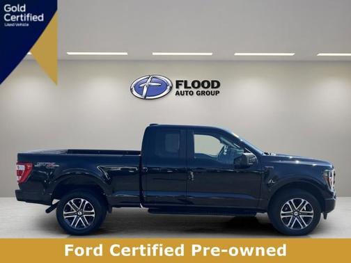 AGATE BLACK METALLIC 2023 Ford F-150 XL