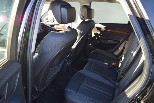 2023 Audi Q5 45 S LINE QUATTRO PREMIUM