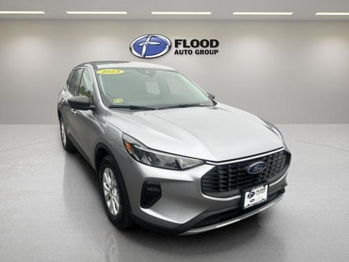 ICONIC SILVER METALLIC 2023 Ford Escape ACTIVE