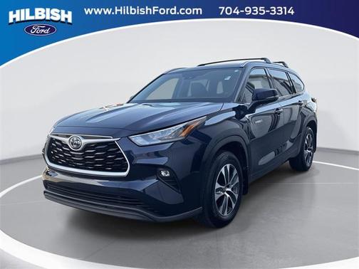2020 Toyota Highlander Hybrid XLE