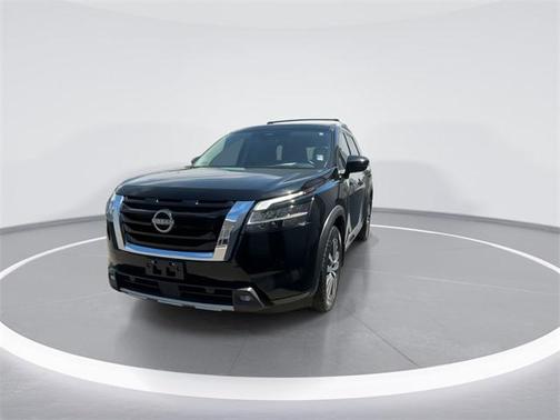 2022 Nissan Pathfinder Platinum 4WD