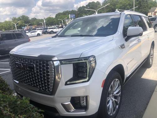 2022 GMC Yukon XL Denali