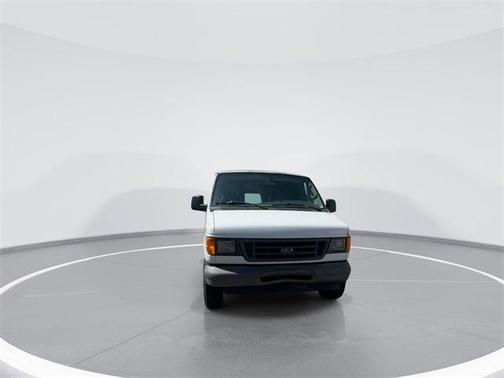 2007 Ford E350 Super Duty Base