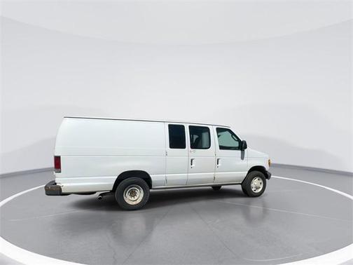 2007 Ford E350 Super Duty Base