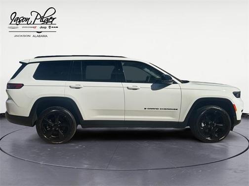 2023 Jeep Grand Cherokee L Laredo