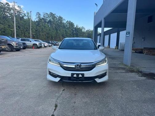 2017 Honda Accord Hybrid Touring