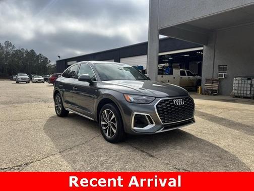 2022 Audi Q5 45 S line Premium Plus