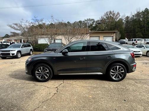 2022 Audi Q5 45 S line Premium Plus