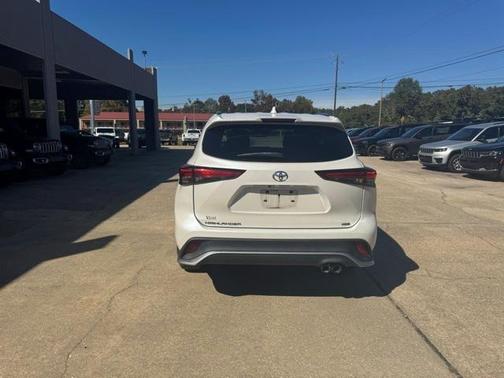 2021 Toyota Highlander XSE