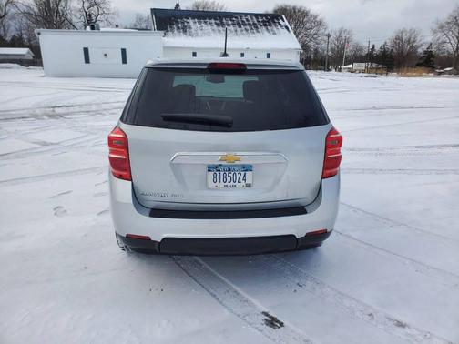 2017 Chevrolet Equinox LS