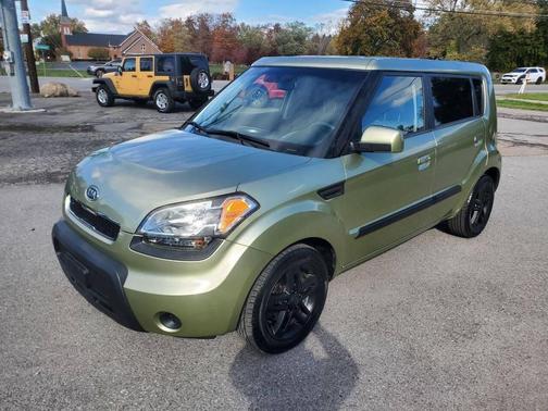 2010 Kia Soul +