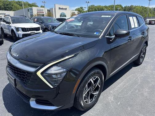 Fusion Black 2023 Kia Sportage LX