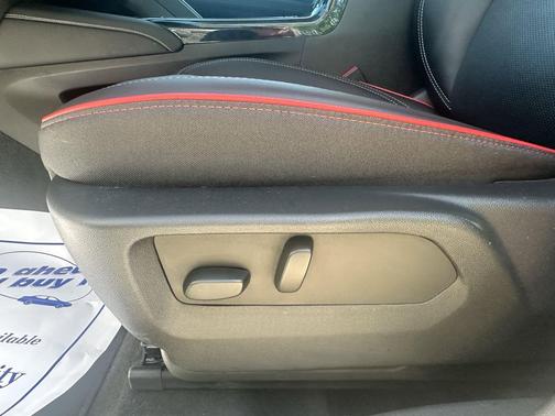 Summit White 2023 Buick Envision Essence AWD