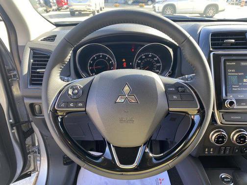 2026 Mitsubishi Outlander Sport SE