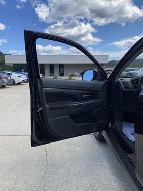 2025 Mitsubishi Outlander Sport 2.0 ES