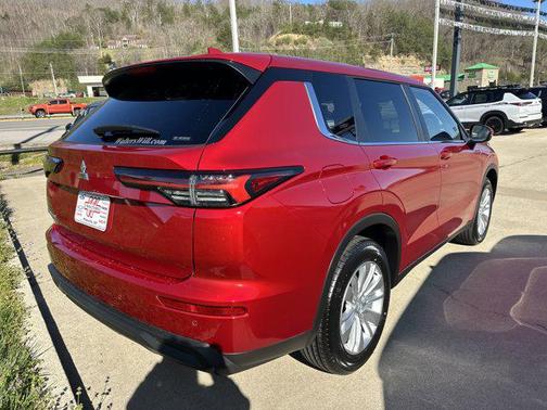 Red Diamond 2026 Mitsubishi Outlander ES 2.5 S-AWC