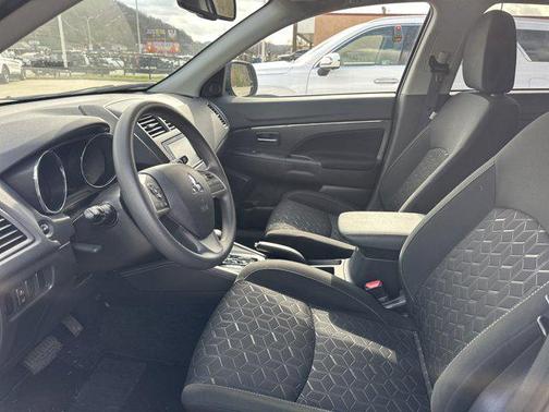 2024 Mitsubishi Outlander Sport 2.0 ES