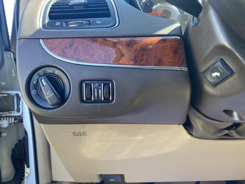 2014 Chrysler Town & Country Touring-L